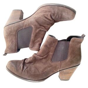 PAUL GREEN Leather Jano Western Style Ankle Booties